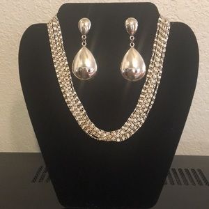 Women’s costume jewelry